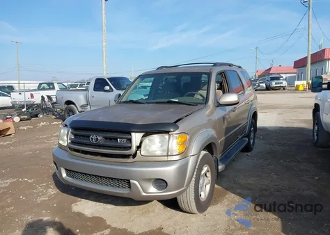 2001 Toyota Sequoia Sr5 V8 z USA, uszkodzony, nr VIN 5TDZT34AX1S044993